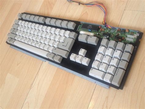 Amiga 500 Keyboard UK No Yellowing Excellent Example. | #1783321380