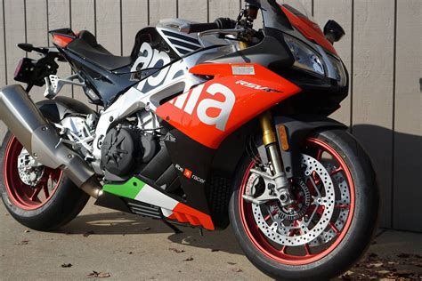 Aprilia Rsv Rf Rf Le