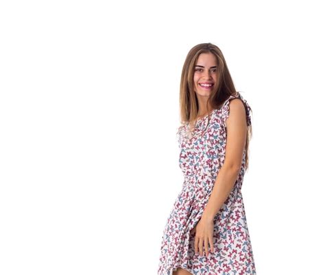 Jovem Mulher Atraente Vestindo Vestido Branco Borboletas De V Rias