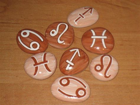 Znamenia Zverokruhu Love Painted Rocks Painted Rocks Runes