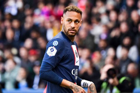 PSG Le Brésil détruit Neymar Jr léternel gamin Sport fr