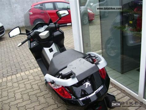 Peugeot Satelis Moto Zombdrive