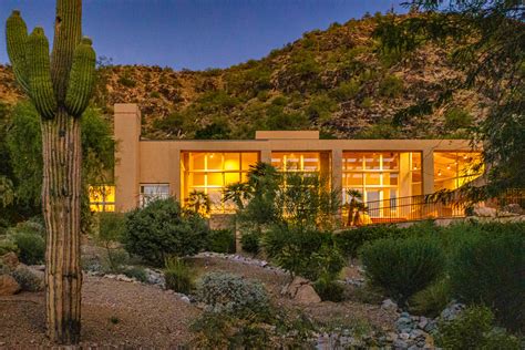 Paradise Valley Hillside Post Modern Cornoyer Hedrick Architects