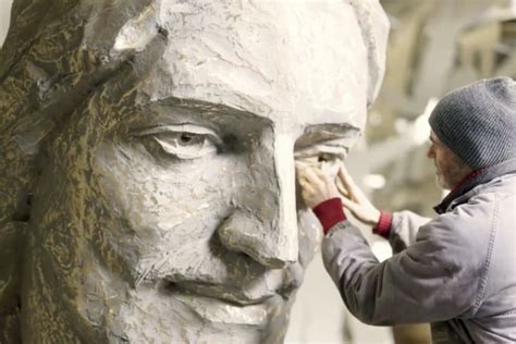 33 Foot Risen Jesus Statue On Its Way To Jerusalem All Israel News