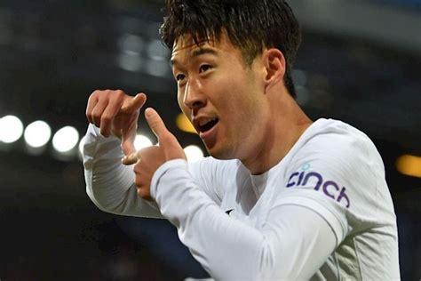 Son Heung Min nguy cơ ngồi dự bị ở Tottenham