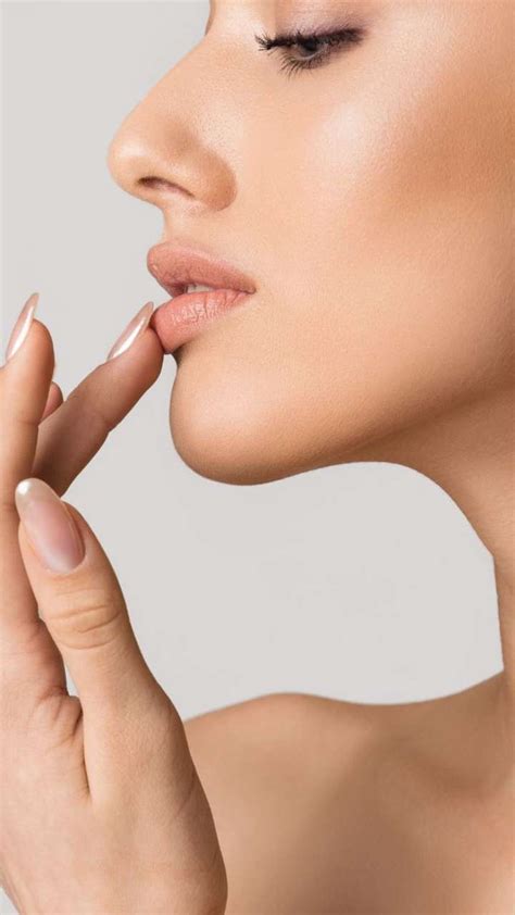 Which Vitamin Deficiency Causes Peeling Lips