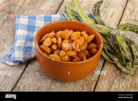 White Baked Bean In Tomato Sauce Stock Photo Alamy