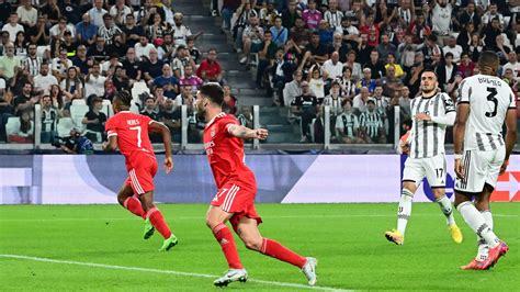 Juventus Benfica 1 2 Bianconeri Ancora Ko UEFA Champions League