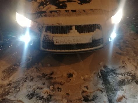 Лампы Led в ПТФ — Mitsubishi Outlander XL, 2 л, 2010 года | просто так ...