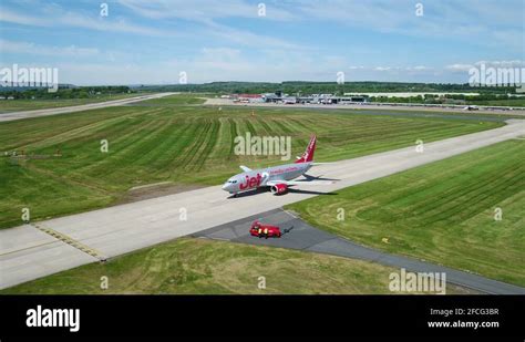 Leeds bradford airport terminal Stock Videos & Footage - HD and 4K ...