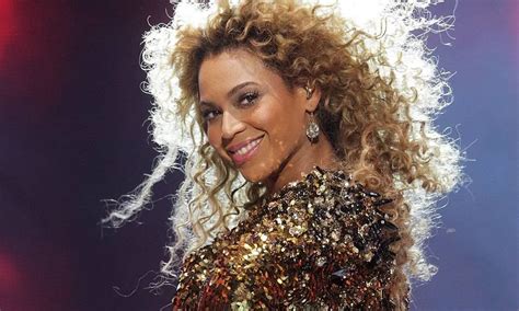 Beyoncé Will Receive Innovator Award At 2024 Iheartradio Music Awards