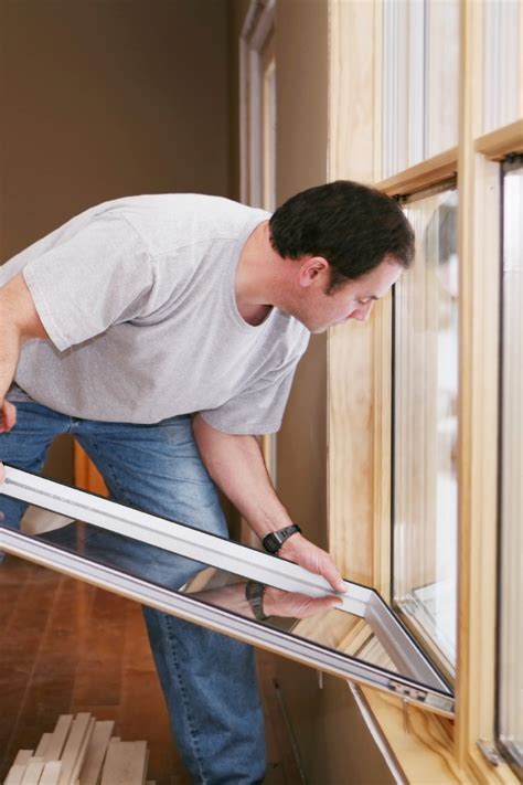 Как вытащить стеклопакет из рамы: Как снять стеклопакет с пластикового ...