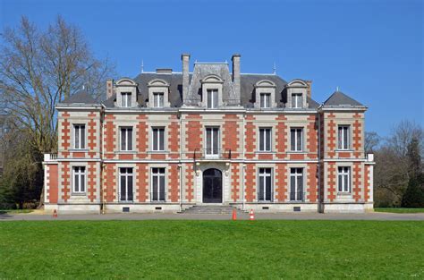 Quartier Breil Barberie Nantes infos prix écoles commerces