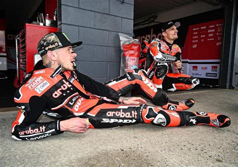 sbk scott redding  kg    ducati    tenths faster