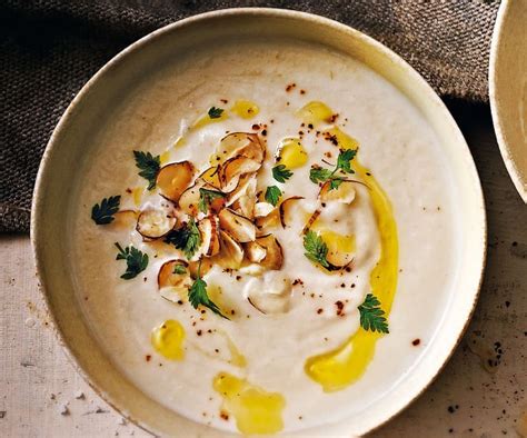 Velouté de céleri à la pomme et aux noisettes Cookidoo a