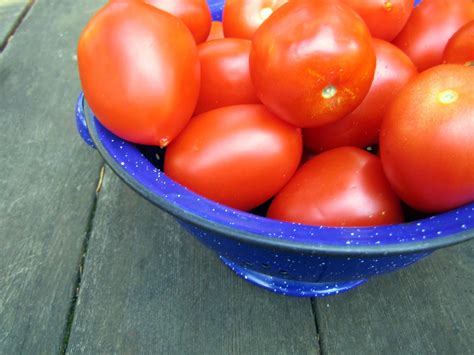 Blue Kale Road: Tomato-Pomegranate Jam for Fun