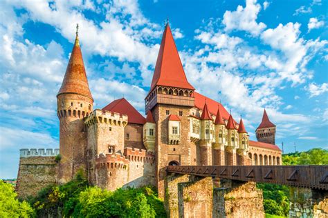 Hunyad Corvin Castle, Romania jigsaw puzzle in Castles puzzles on ...