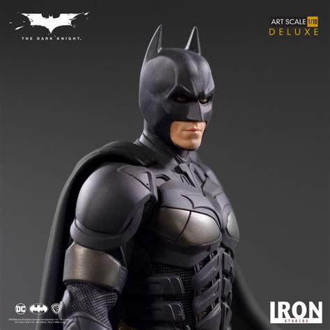 Iron Studios Batman Deluxe Art Scale The Dark Knight