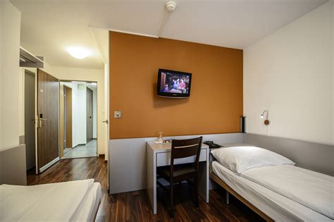 Twin room in Zurich - Alexander Guesthouse