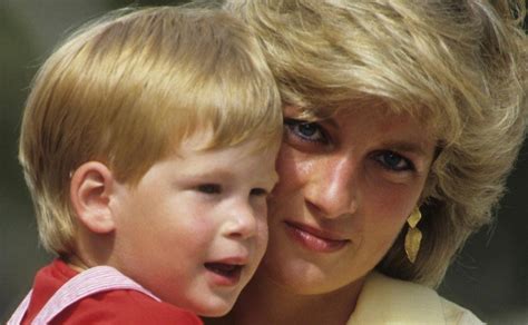 Harry narra años posteriores a fallecimiento de su mamá Diana