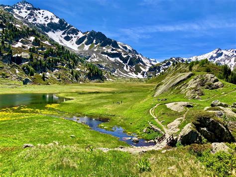 5 Passeggiate Da Fare In Valle DAosta Con I Bambini Mini Me Explorer