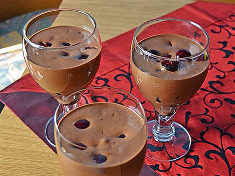 Mousse au Chocolat mit Süßkirschen von sahnetoert Chefkoch