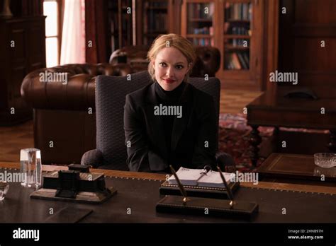 Amanda Seyfried The Dropout 2022 Photo Credit Beth Dubber Hulu