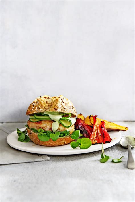 Visburger Met Garnalen En Dragonmayo Deliciousmagazine