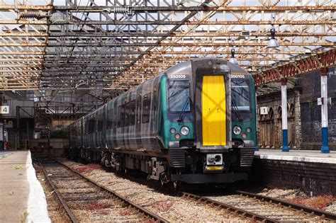 London Northwestern Railway Class At Crewe Railway Sta Flickr