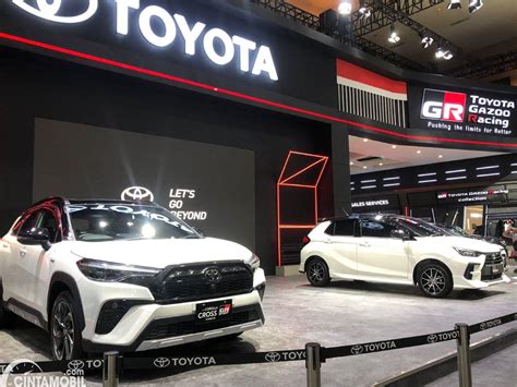 IIMS 2023 Toyota Bawa GR Sport Hybrid Pertama Di Indonesia