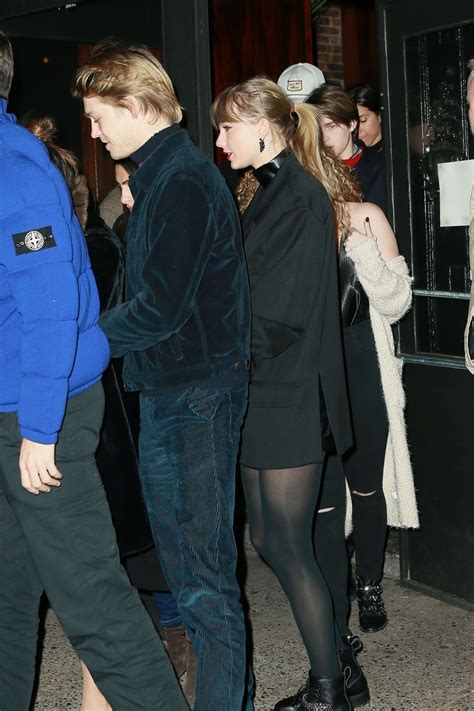 Taylor Swift And Joe Alwyn Night Out In New York 12 30 2018 Hawtcelebs