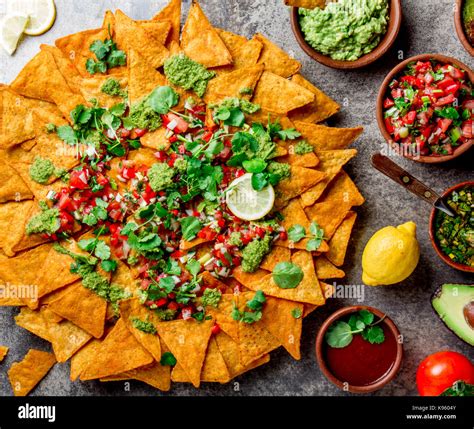 Nachos Concepto De Comida Mexicana Totopos De Ma Z Amarillo Duro