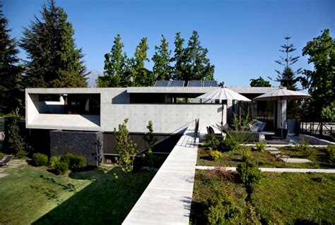 Modern And Dynamic Chilean House Interiorzine
