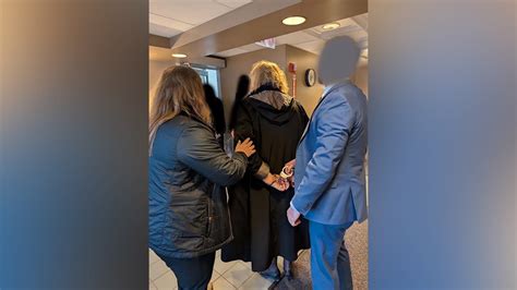 Un juez de Wisconsin amenaza con boicotear el tribunal por la detención