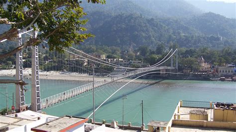 Lakshman Jhula - History, Information, Built By, Architecture | Adotrip