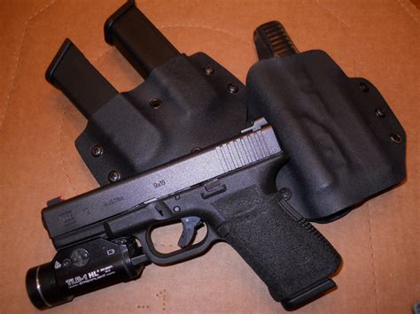 Glock 19 Edc Photo Of The Day Modern Service Weapons