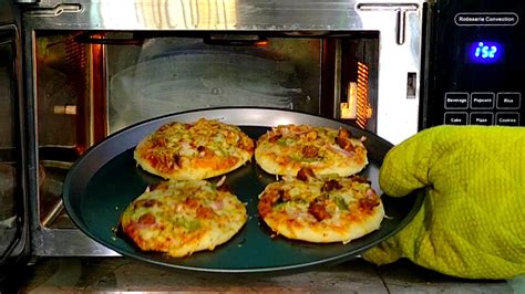 Mini Pizza Microwave Recipe Pizza In Microwave Convection Mode Chicken Pizza In Microwave Oven