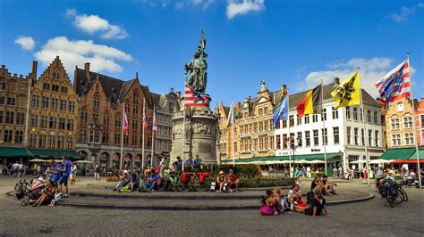 The Streets Of Bruges What Should You See And Do Walkative