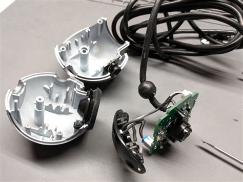 Logitech Quickcam Pro 5000” Ball Camera Disassembly The Smell Of