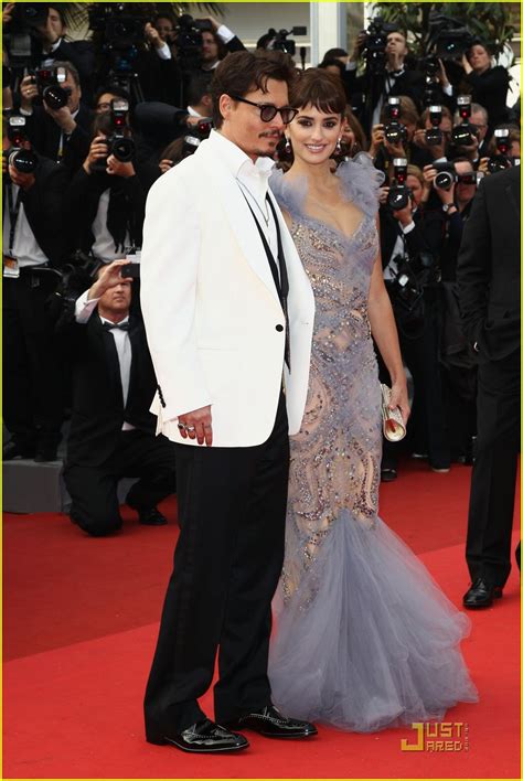 Penelope Cruz Johnny Depp Premiere Pirates In Cannes Photo