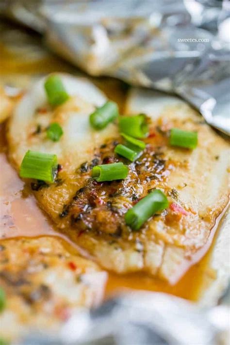 Spicy Garlic Soy Baked Flounder In A Foil Pouch Delicious Quick And