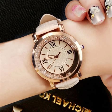 New Ladies Watch Rhinestone Leather Bracelet Wristwatch Women Fashion