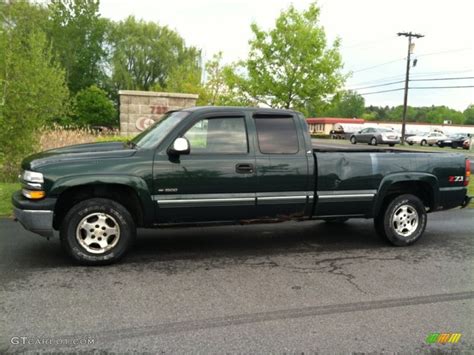 2001 Forest Green Metallic Chevrolet Silverado 1500 Z71 Extended Cab