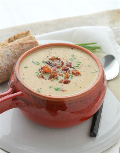 Creamy Roasted Cauliflower Soup With Crispy Bacon Via JennySheaRawn