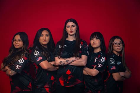 Faze Clan Unveils First All Woman Pro Esports Team Boardroom