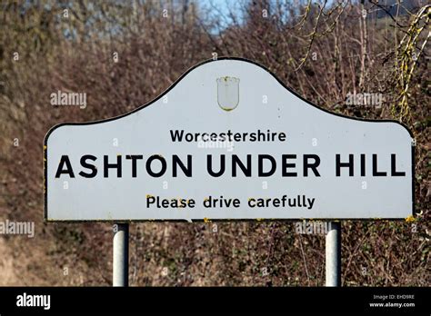 Worcs Villages Signs England Britain Uk Gb Hi Res Stock Photography And