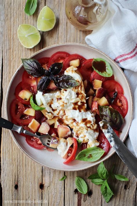 Tomaten Pfirsich Salat Mit Burrata Ein Erfrischender Sommersalat