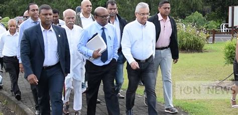 Vid O Maha Shivaratri Pravind Jugnauth Se F Licite Des Travaux D