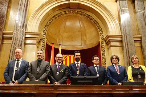 El Independentismo Recupera El Control Del Parlament