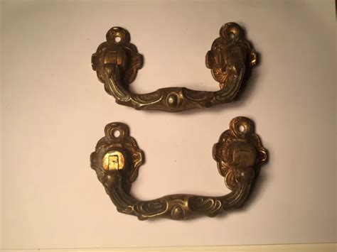 ANCIENNE PAIRE POIGNÉES EN BRONZE POUR COMMODE MEUBLES XIX éme Siècle